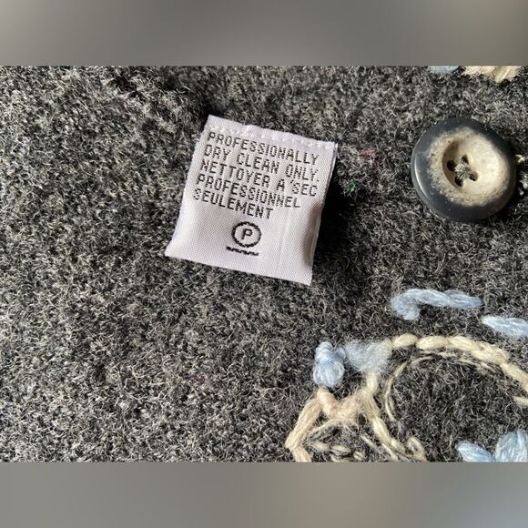 Vintage Marisa Christina 100% Wool Women’s Charcoal Gray Vest Size Medium - Picture 11 of 11